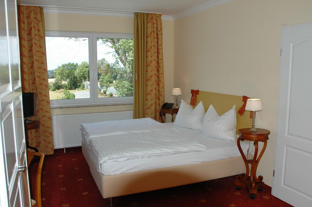 Landsitz Kapellenhoehe, Hotel Garni Wiedenbruegge Экстерьер фото