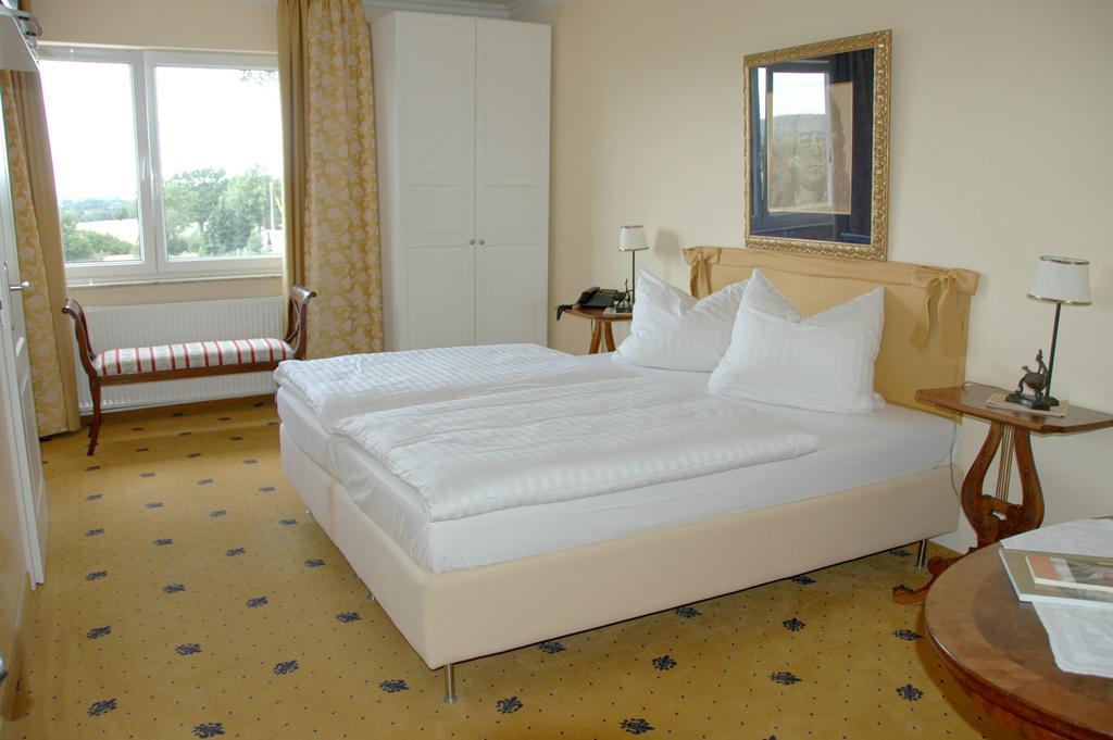 Landsitz Kapellenhoehe, Hotel Garni Wiedenbruegge Экстерьер фото